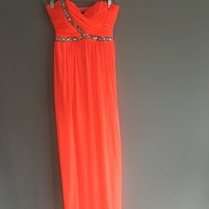 Orange prom dress🧡